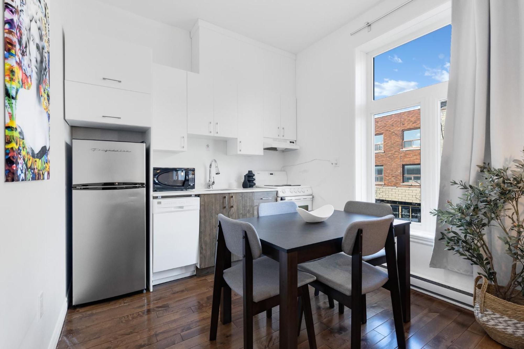 Aparthotel Liv Mtl Mtl à Montréal Extérieur photo