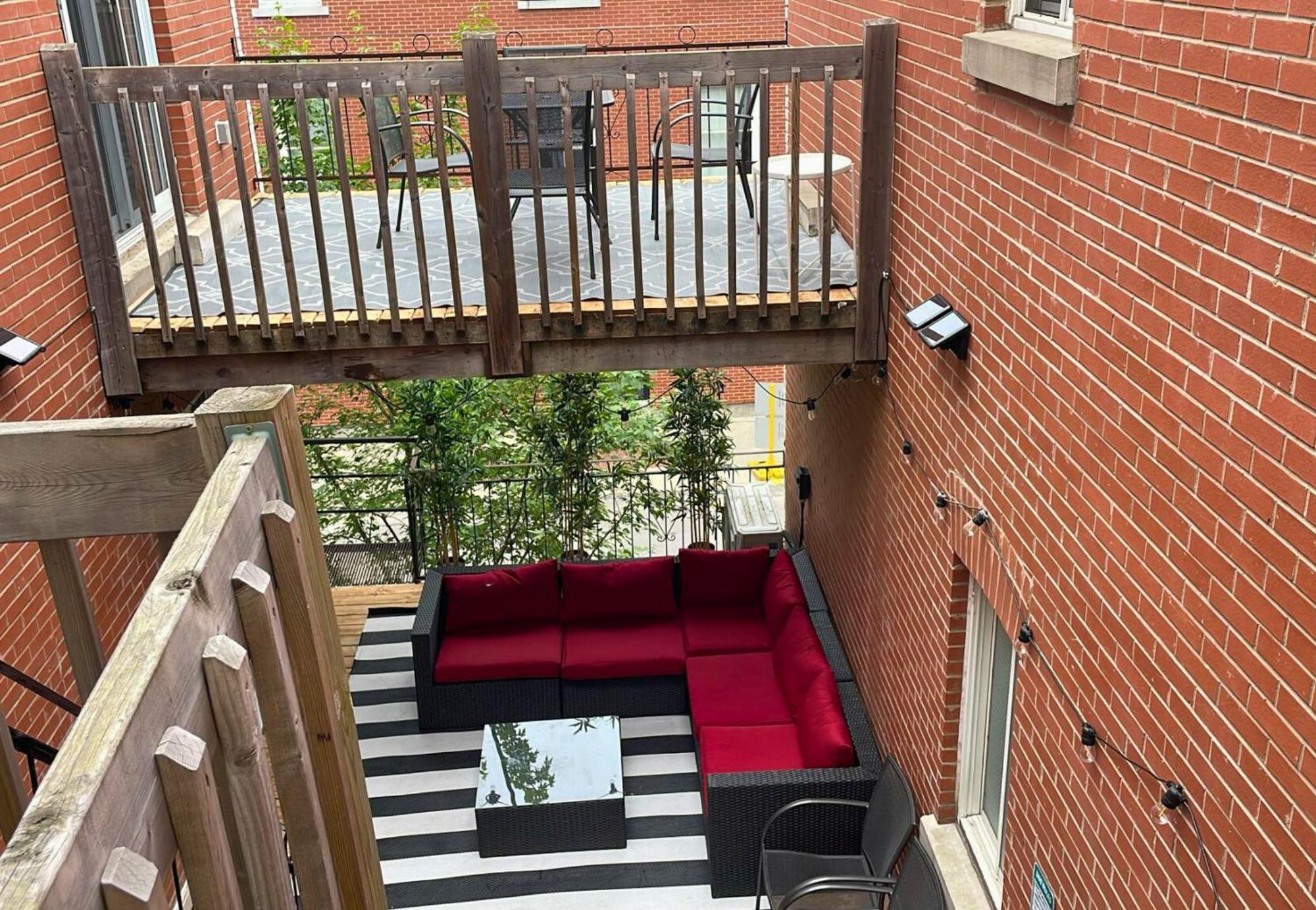Aparthotel Liv Mtl Mtl à Montréal Extérieur photo